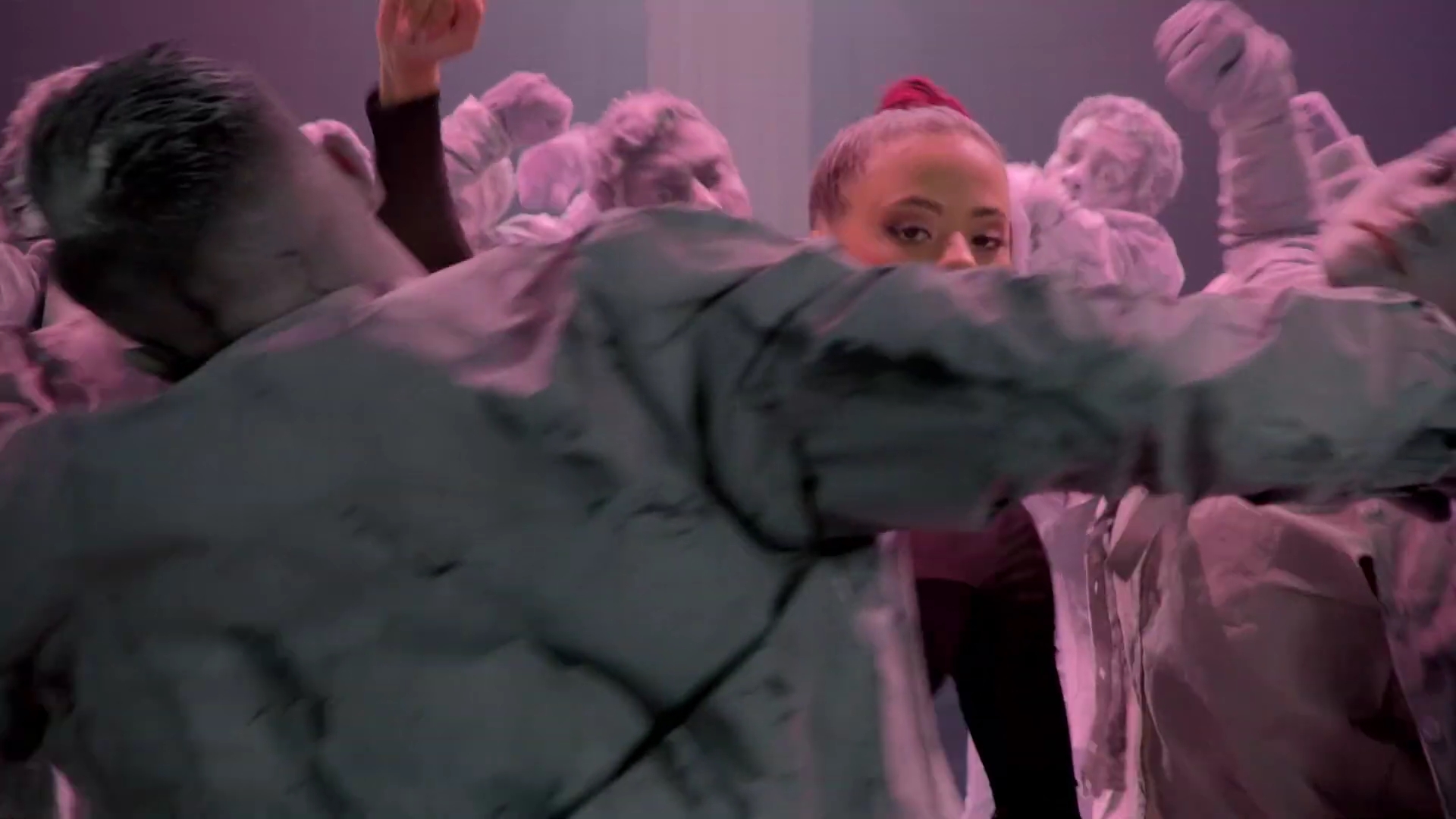 Charmed-Online-dot-nl_QueenOfMean-Remixclip00080.jpg Charmed-Online-dot-nl_QueenOfMean-Remixclip00080.jpg