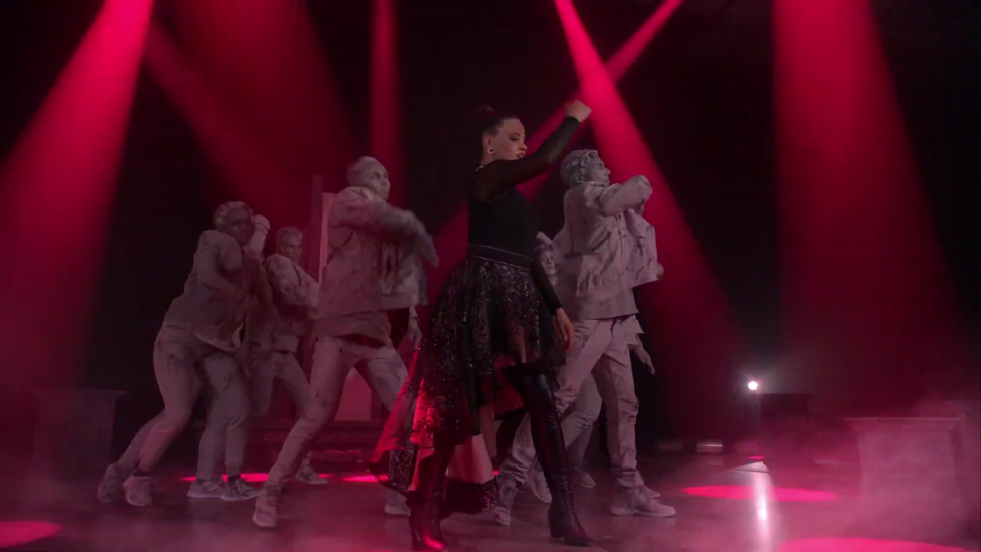 Charmed-Online-dot-nl_QueenOfMean-Remixclip00089.jpg Charmed-Online-dot-nl_QueenOfMean-Remixclip00089.jpg