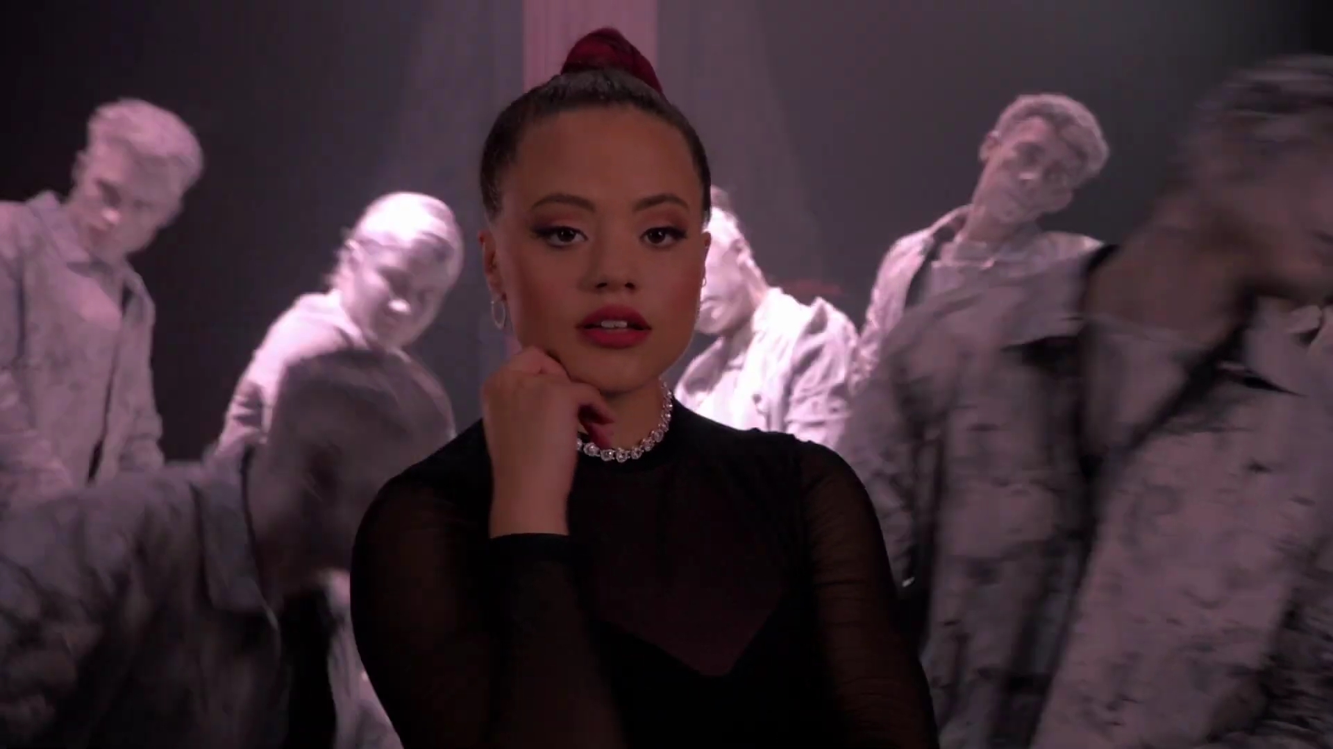 Charmed-Online-dot-nl_QueenOfMean-Remixclip00092.jpg Charmed-Online-dot-nl_QueenOfMean-Remixclip00092.jpg