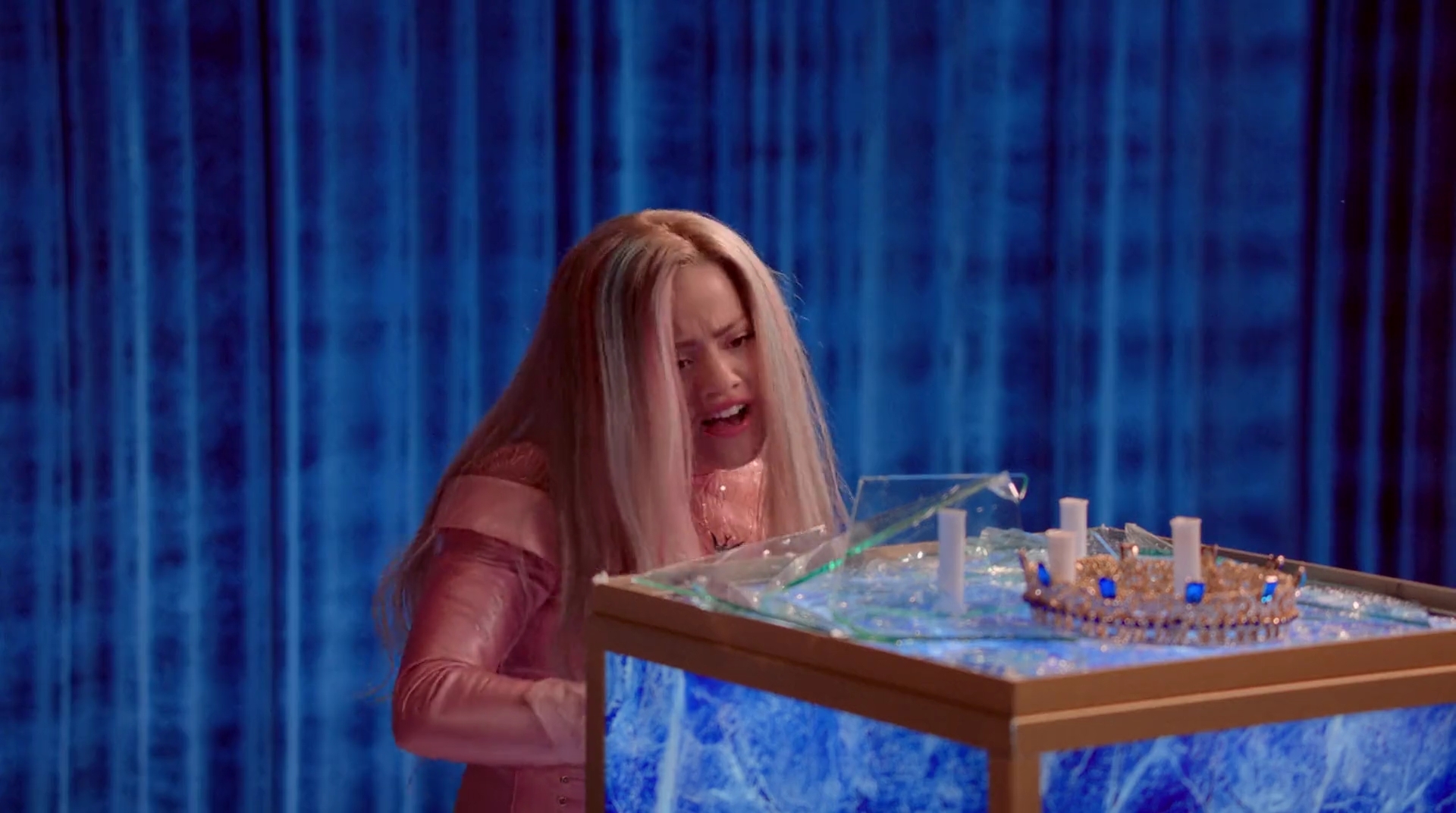 Charmed-Online-dot-nl_Descendants3-01148.jpg