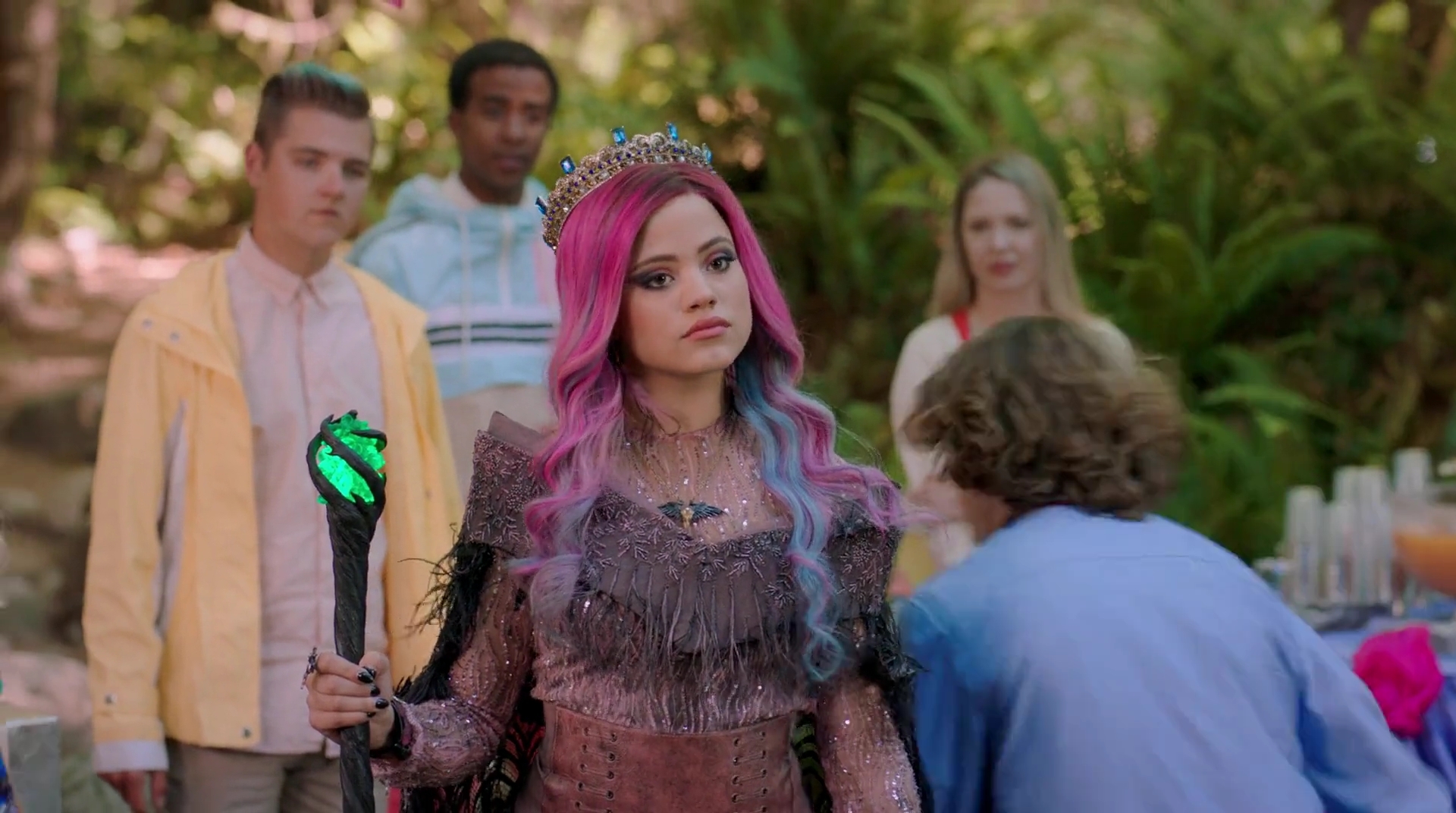 Charmed-Online-dot-nl_Descendants3-01760.jpg Charmed-Online-dot-nl_Descendants3-01760.jpg