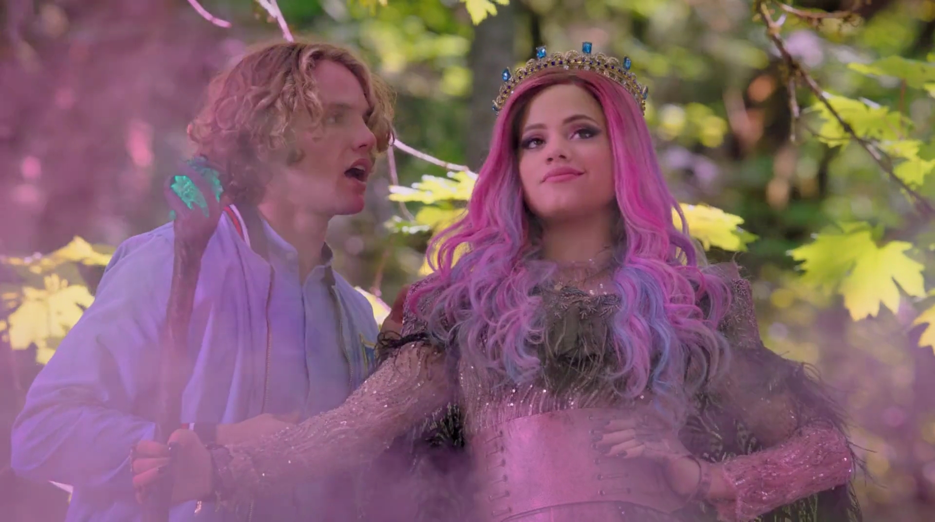 Charmed-Online-dot-nl_Descendants3-01805.jpg Charmed-Online-dot-nl_Descendants3-01805.jpg