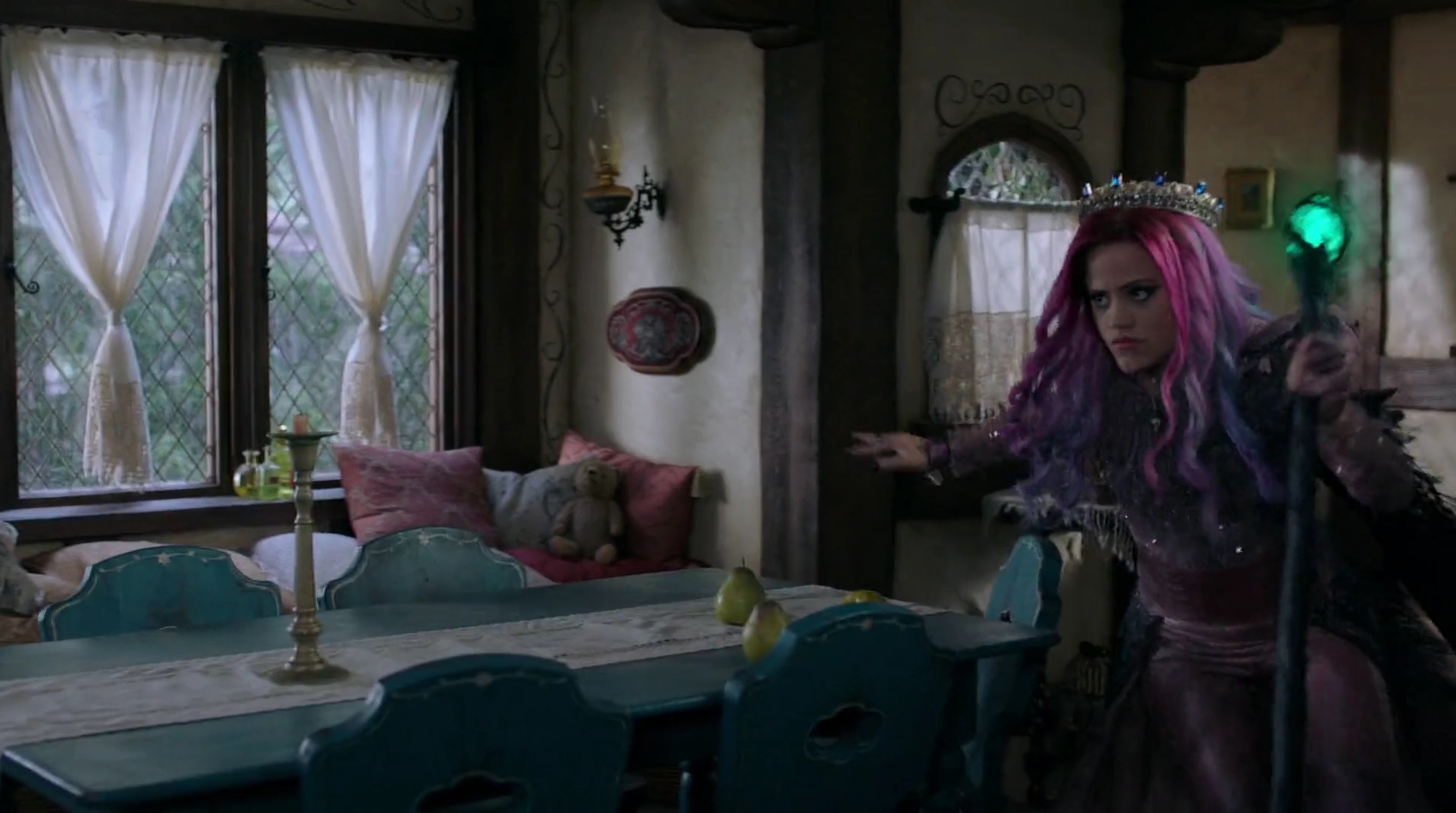 Charmed-Online-dot-nl_Descendants3-02147.jpg Charmed-Online-dot-nl_Descendants3-02147.jpg