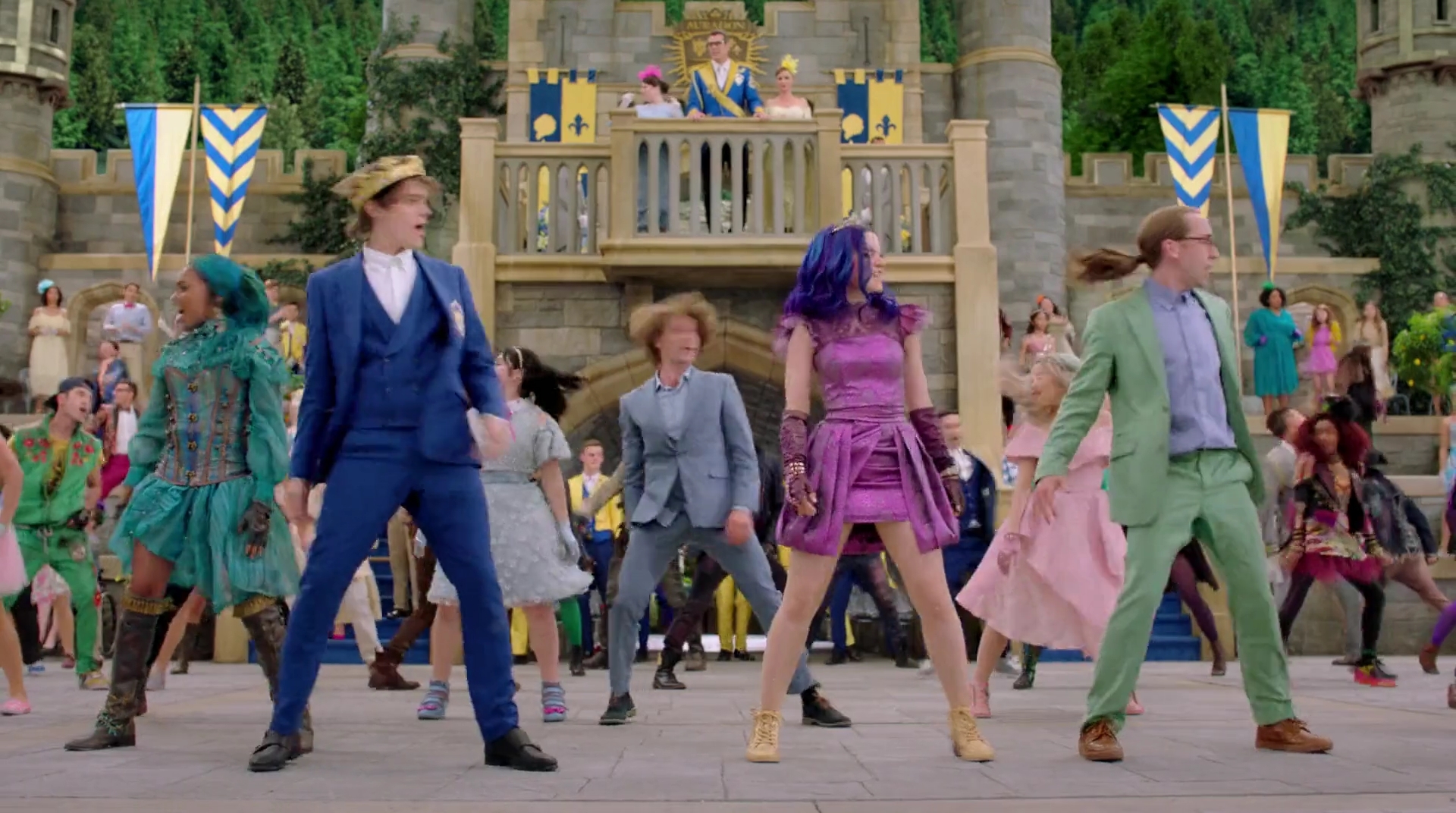 Charmed-Online-dot-nl_Descendants3-03629.jpg Charmed-Online-dot-nl_Descendants3-03629.jpg