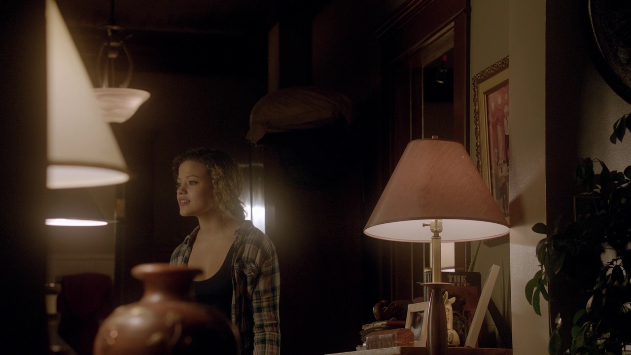 Charmed-Online-dot-nl_Rogue2x06-03109.jpg Charmed-Online-dot-nl_Rogue2x06-03109.jpg