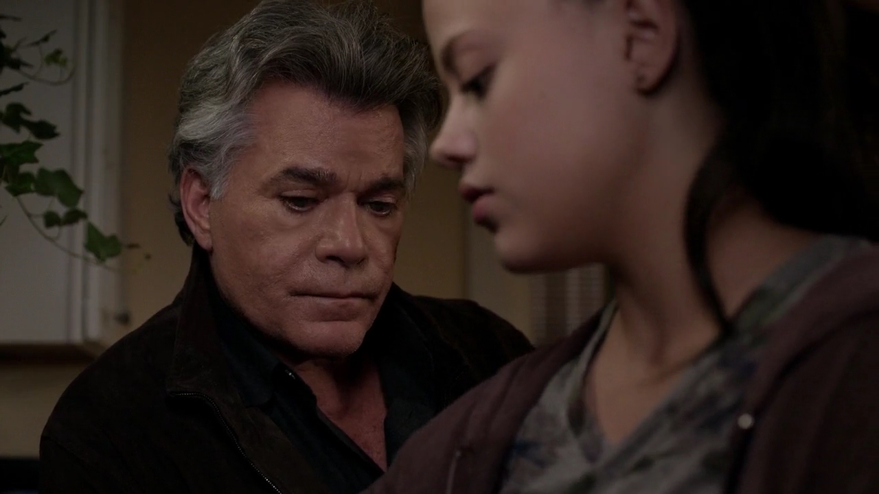 Charmed-Online-dot-nl_ShadesOfBlue2x01-2056.jpg Charmed-Online-dot-nl_ShadesOfBlue2x01-2056.jpg