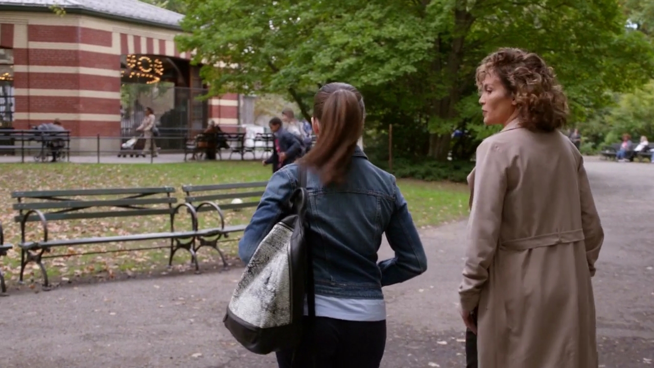 Charmed-Online-dot-nl_ShadesOfBlue2x09-0467.jpg
