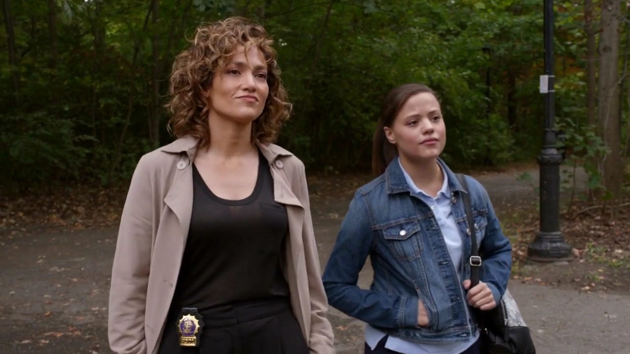 Charmed-Online-dot-nl_ShadesOfBlue2x09-0473.jpg