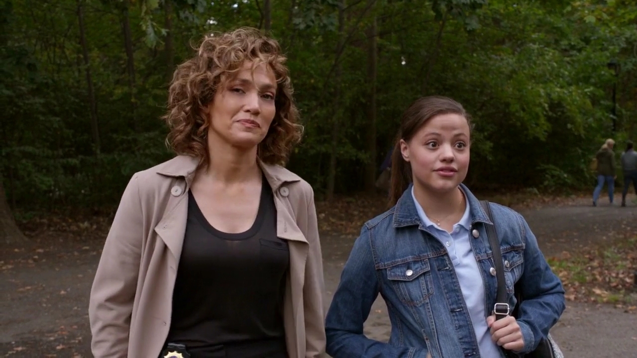 Charmed-Online-dot-nl_ShadesOfBlue2x09-0478.jpg