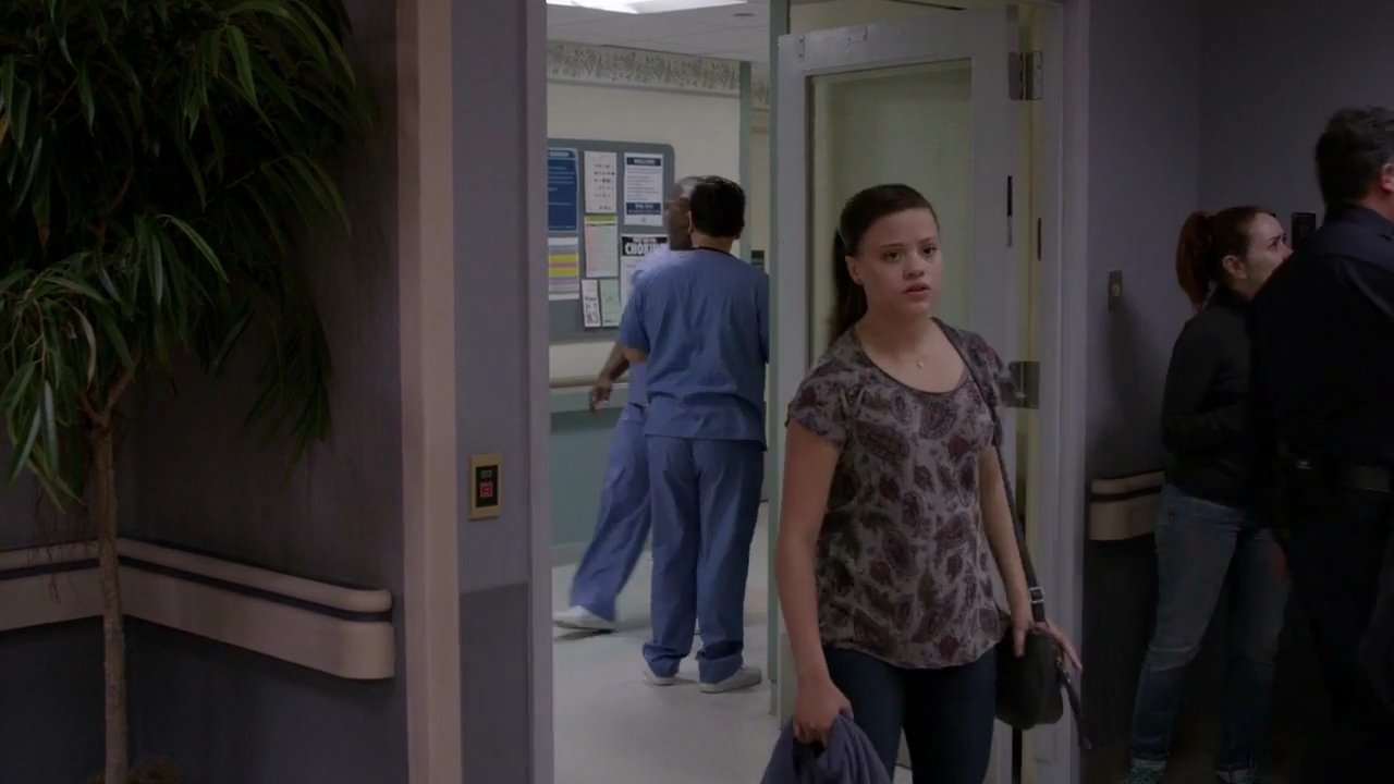 Charmed-Online-dot-nl_ShadesOfBlue2x09-1971.jpg