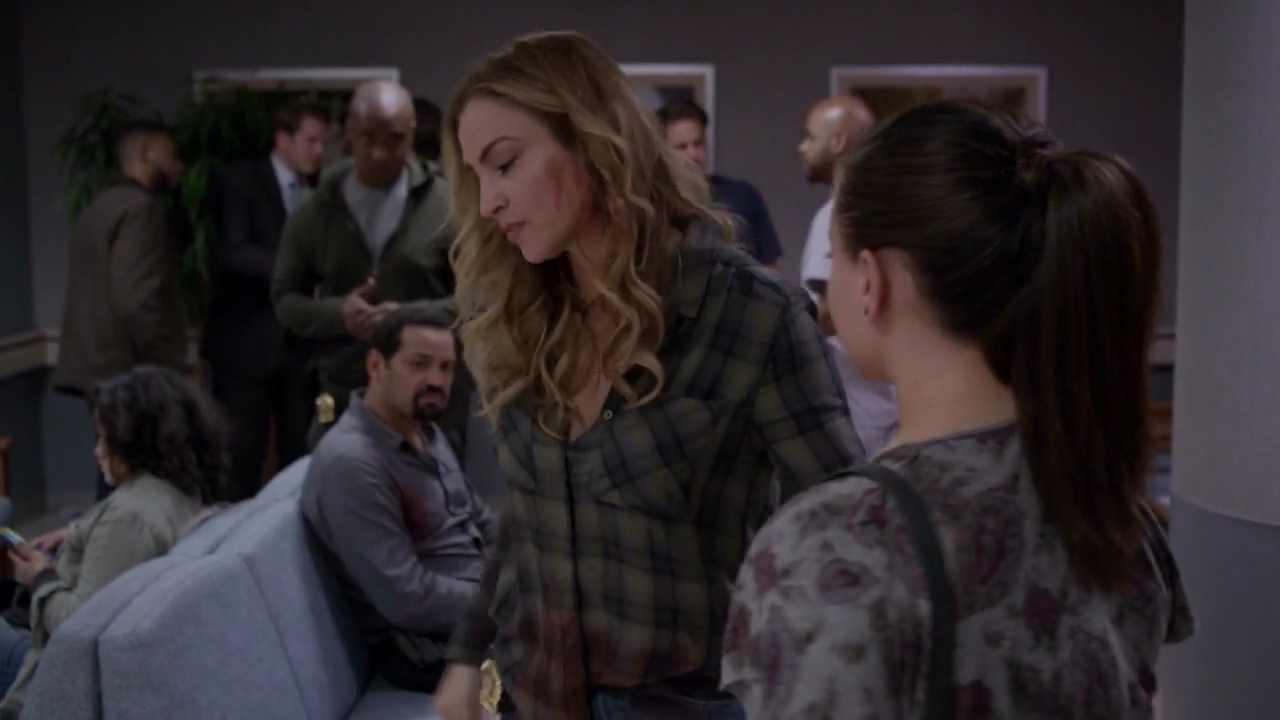 Charmed-Online-dot-nl_ShadesOfBlue2x09-1987.jpg Charmed-Online-dot-nl_ShadesOfBlue2x09-1987.jpg