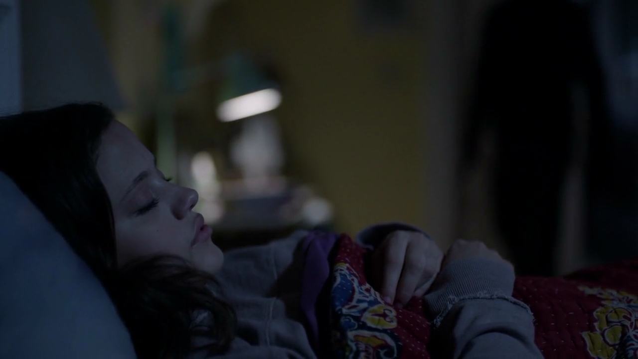 Charmed-Online-dot-nl_ShadesOfBlue2x10-2014.jpg Charmed-Online-dot-nl_ShadesOfBlue2x10-2014.jpg