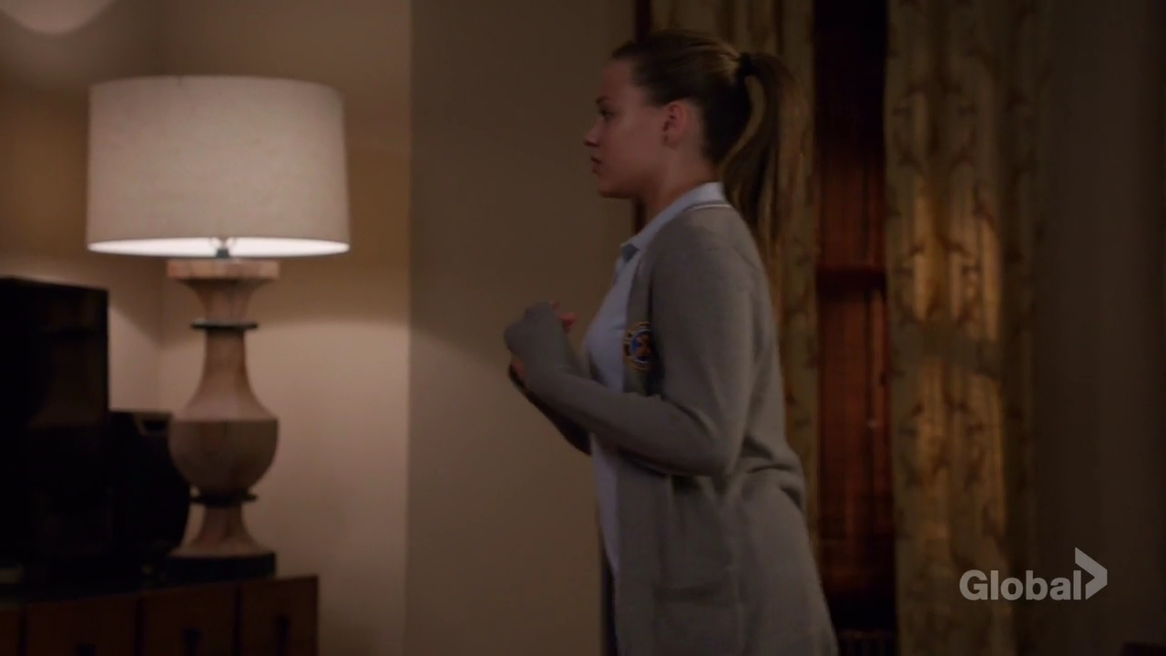 Charmed-Online-dot-nl_ShadesOfBlue3x05-1972.jpg