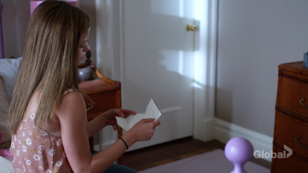 Charmed-Online-dot-nl_ShadesOfBlue3x10-2227.jpg