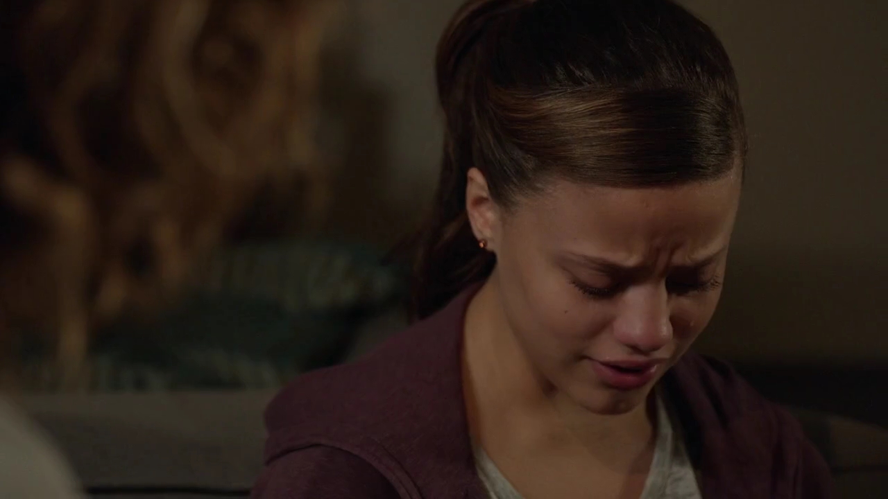 Charmed-Online-dot-nl_ShadesOfBlue1x06-1843.jpg