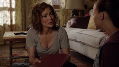 Charmed-Online-dot-nl_ShadesOfBlue1x06-1886.jpg