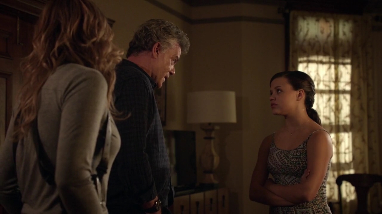 Charmed-Online-dot-nl_ShadesOfBlue1x08-1194.jpg Charmed-Online-dot-nl_ShadesOfBlue1x08-1194.jpg