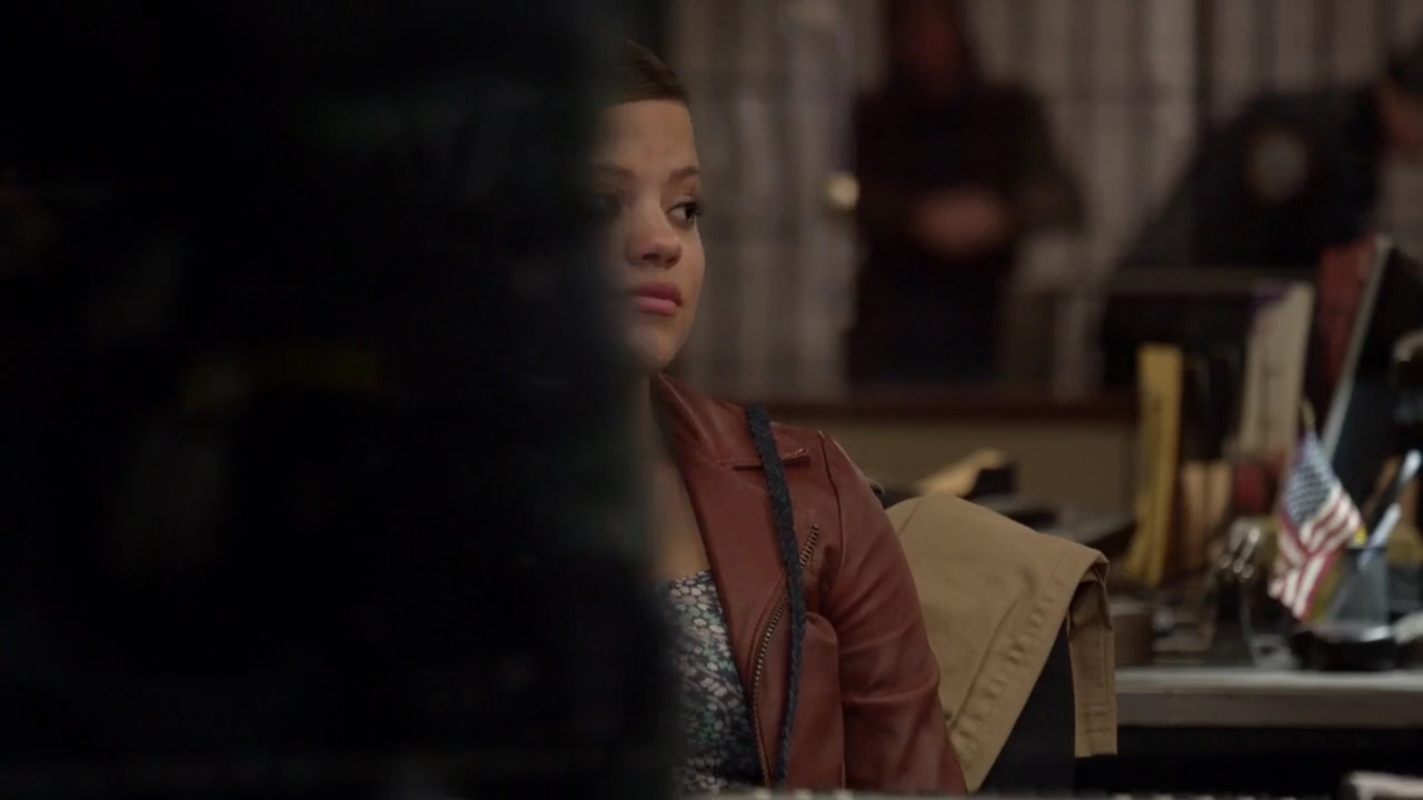 Charmed-Online-dot-nl_ShadesOfBlue1x08-1273.jpg Charmed-Online-dot-nl_ShadesOfBlue1x08-1273.jpg