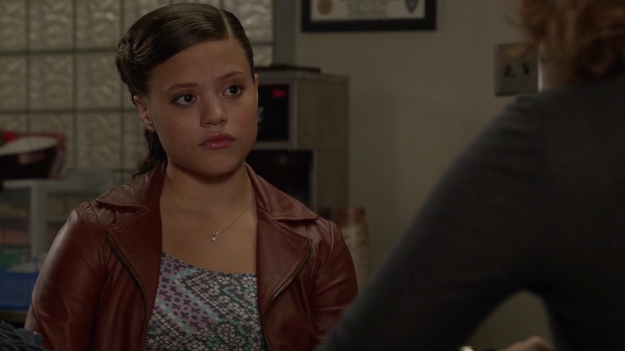 Charmed-Online-dot-nl_ShadesOfBlue1x08-1546.jpg Charmed-Online-dot-nl_ShadesOfBlue1x08-1546.jpg