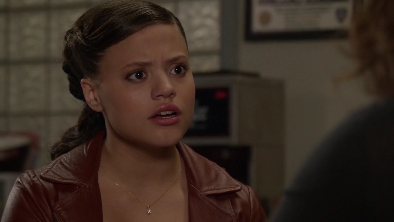 Charmed-Online-dot-nl_ShadesOfBlue1x08-1599.jpg Charmed-Online-dot-nl_ShadesOfBlue1x08-1599.jpg