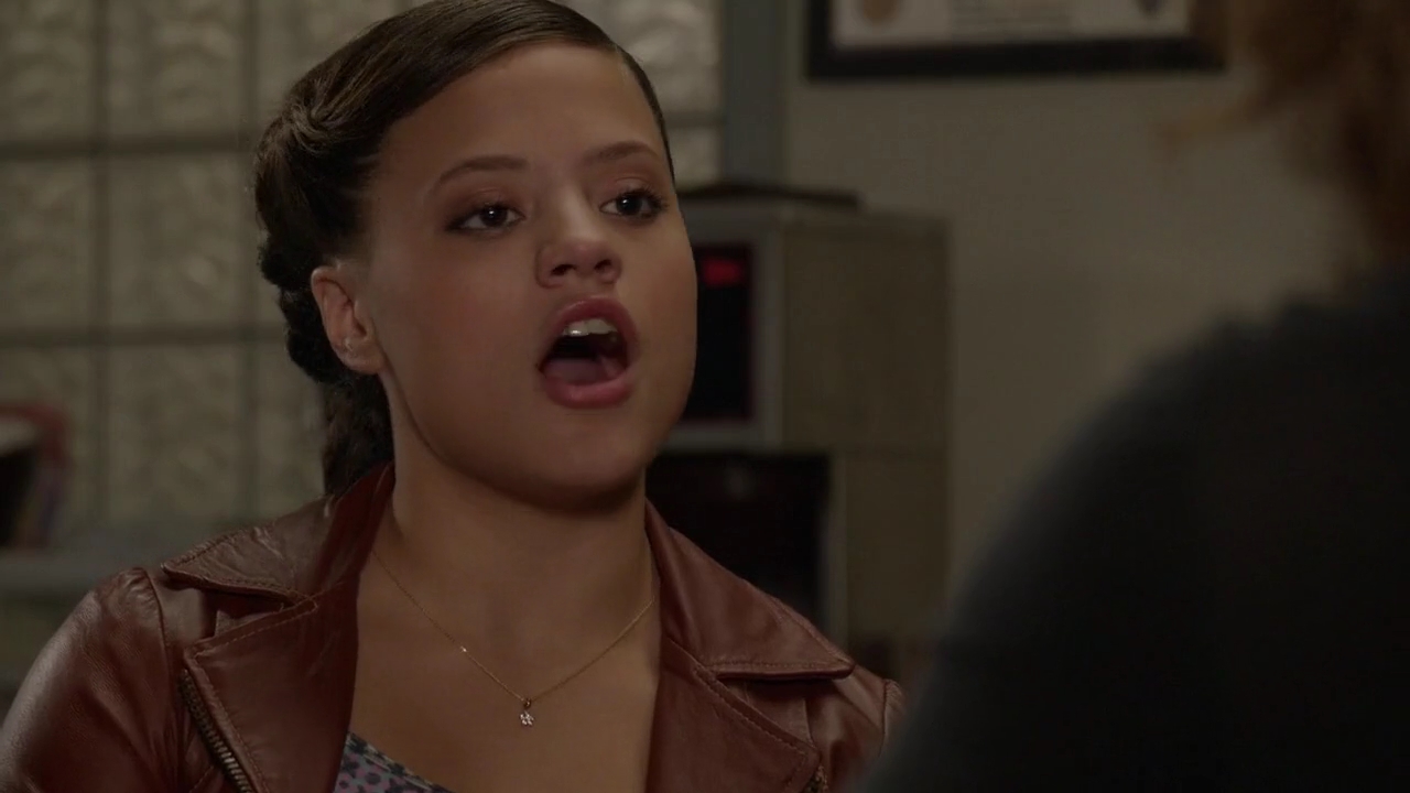 Charmed-Online-dot-nl_ShadesOfBlue1x08-1613.jpg Charmed-Online-dot-nl_ShadesOfBlue1x08-1613.jpg