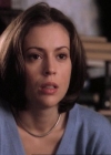 Charmed-Online-dot-net_109TheWitchIsBack0660.jpg