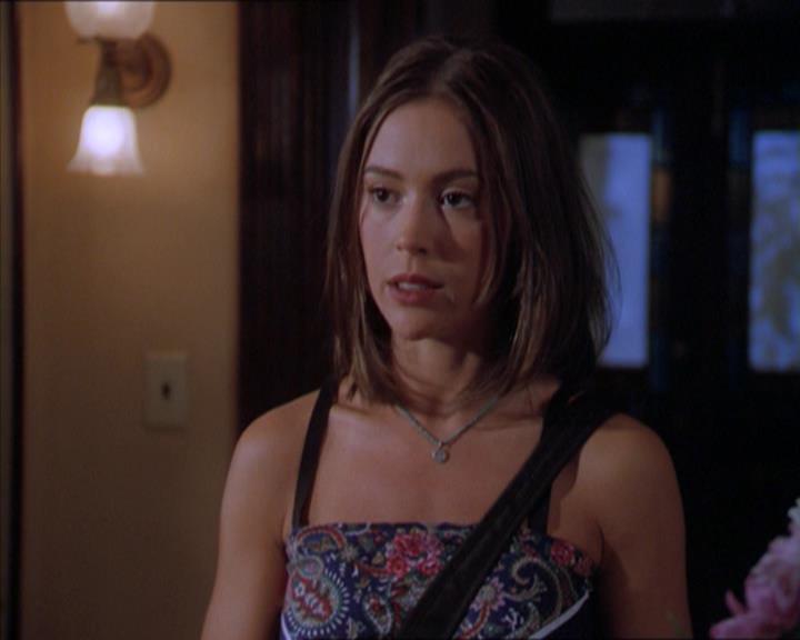 Charmed-Online_dot_net-2x01WitchTrial0134.jpg
