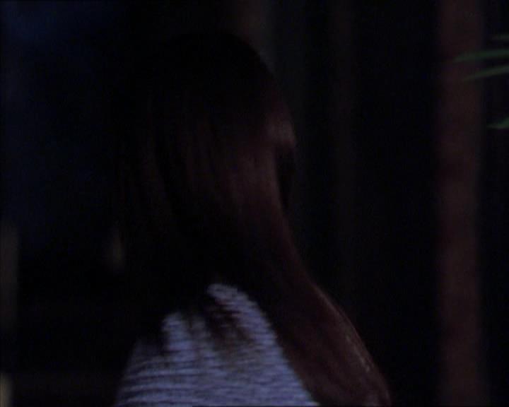 Charmed-Online_dot_net-2x01WitchTrial0150.jpg