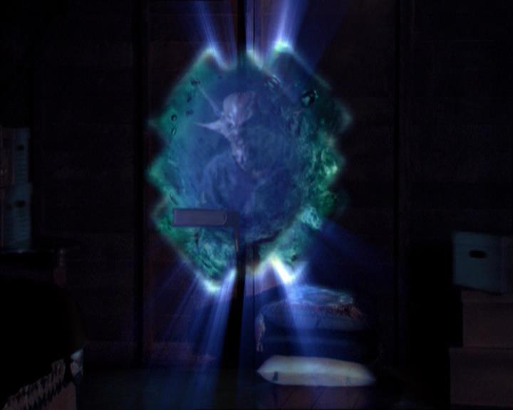 Charmed-Online_dot_net-2x01WitchTrial0199.jpg
