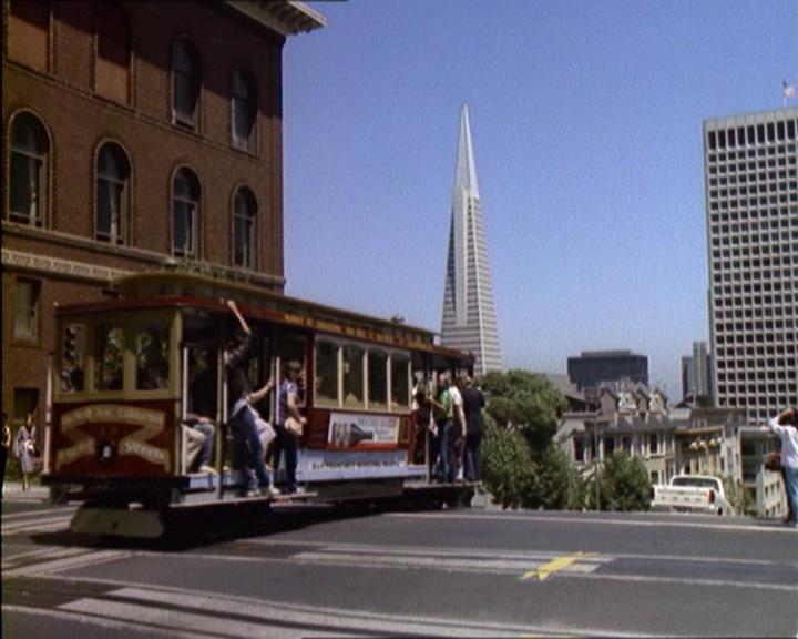 Charmed-Online_dot_net-2x01WitchTrial0284.jpg