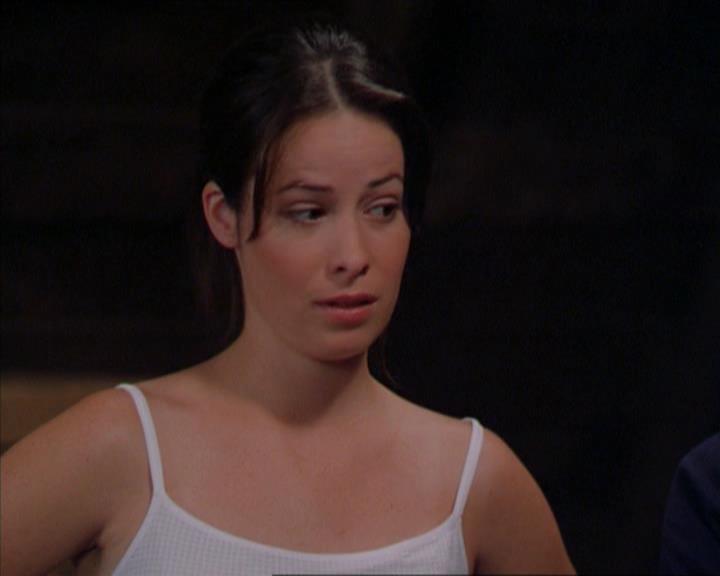 Charmed-Online_dot_net-2x01WitchTrial0334.jpg