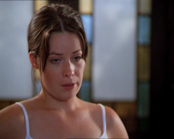 Charmed-Online_dot_net-2x01WitchTrial0431.jpg