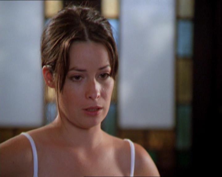 Charmed-Online_dot_net-2x01WitchTrial0433.jpg