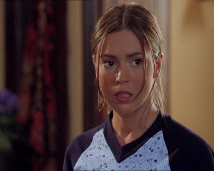 Charmed-Online_dot_net-2x01WitchTrial0438.jpg