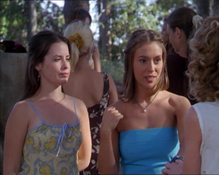 Charmed-Online_dot_net-2x01WitchTrial0498.jpg