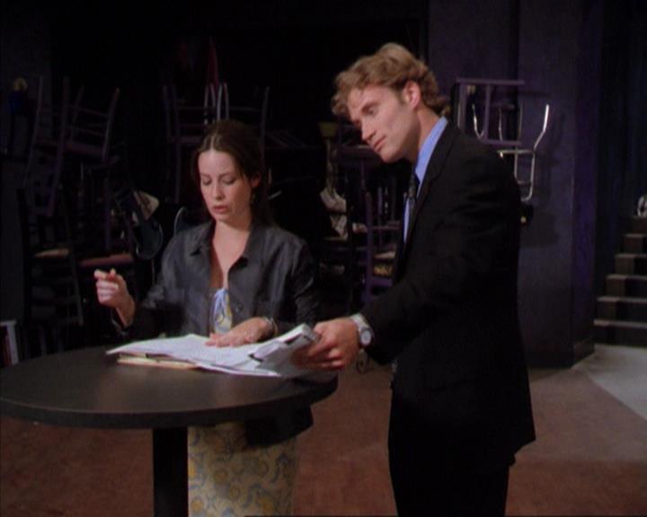 Charmed-Online_dot_net-2x01WitchTrial0713.jpg