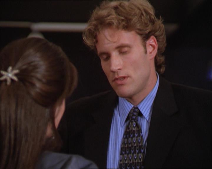 Charmed-Online_dot_net-2x01WitchTrial0752.jpg