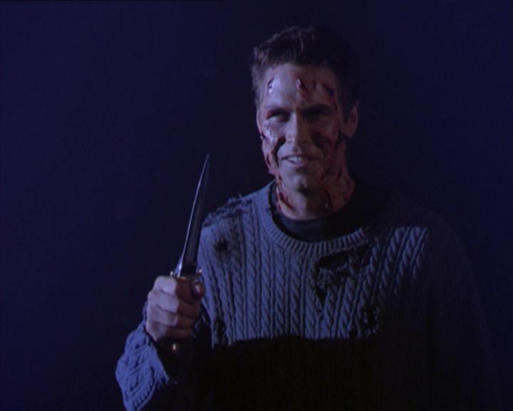 Charmed-Online_dot_net-2x01WitchTrial0785.jpg