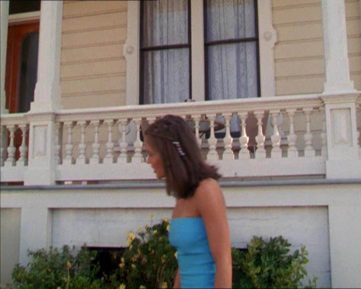 Charmed-Online_dot_net-2x01WitchTrial0994.jpg