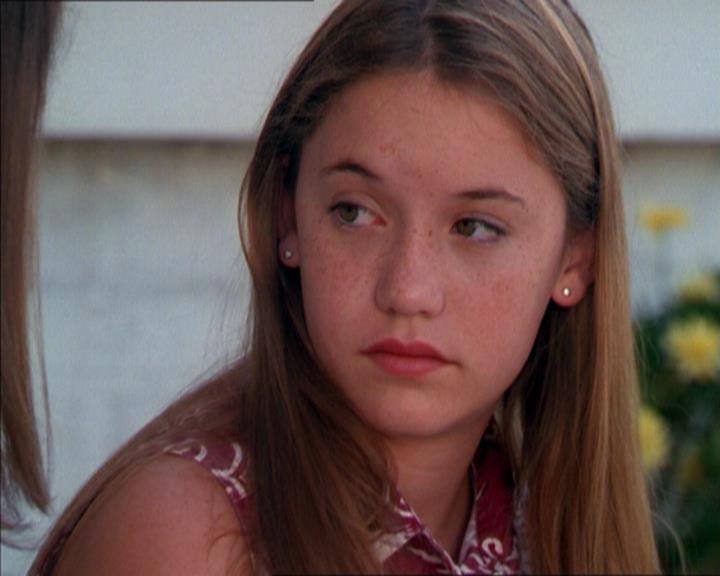 Charmed-Online_dot_net-2x01WitchTrial1009.jpg