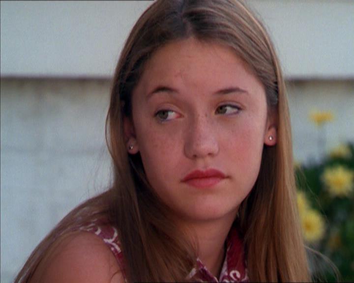 Charmed-Online_dot_net-2x01WitchTrial1024.jpg