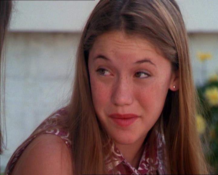 Charmed-Online_dot_net-2x01WitchTrial1040.jpg