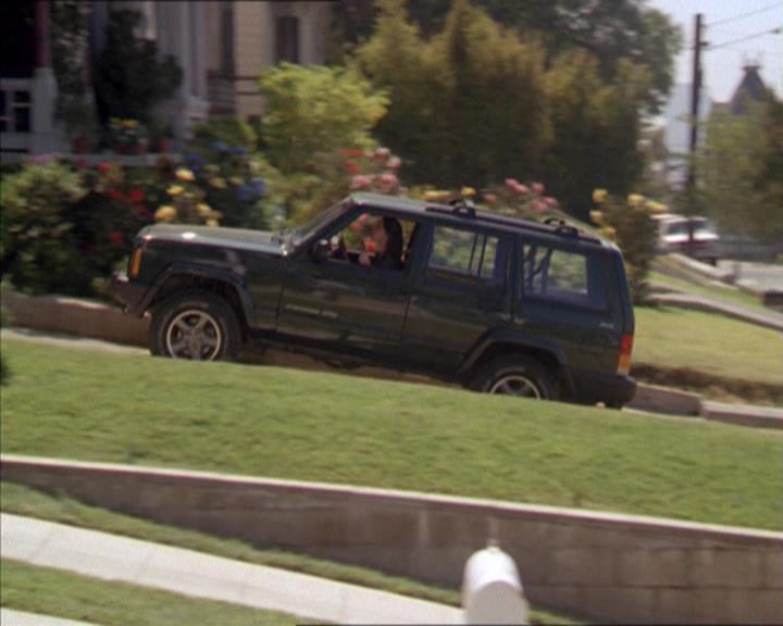 Charmed-Online_dot_net-2x01WitchTrial1074.jpg