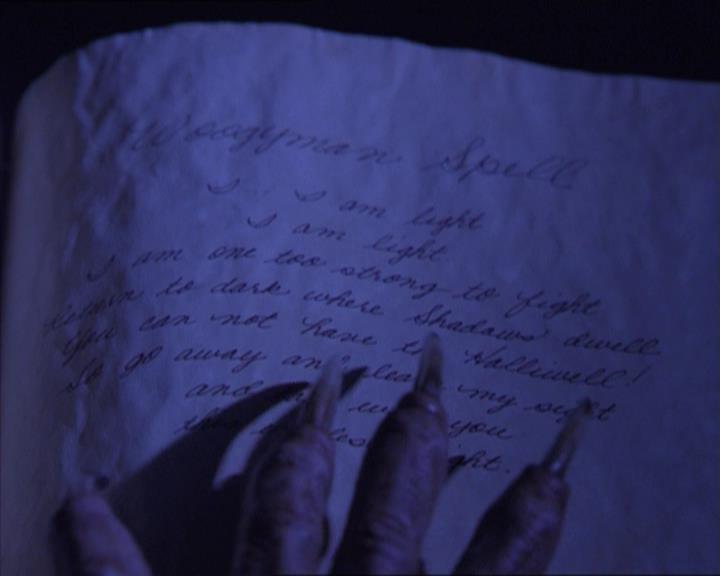 Charmed-Online_dot_net-2x01WitchTrial1190.jpg