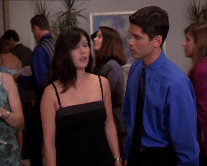Charmed-Online_dot_net-2x01WitchTrial1295.jpg