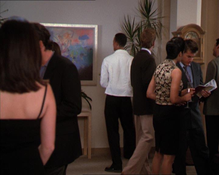 Charmed-Online_dot_net-2x01WitchTrial1331.jpg