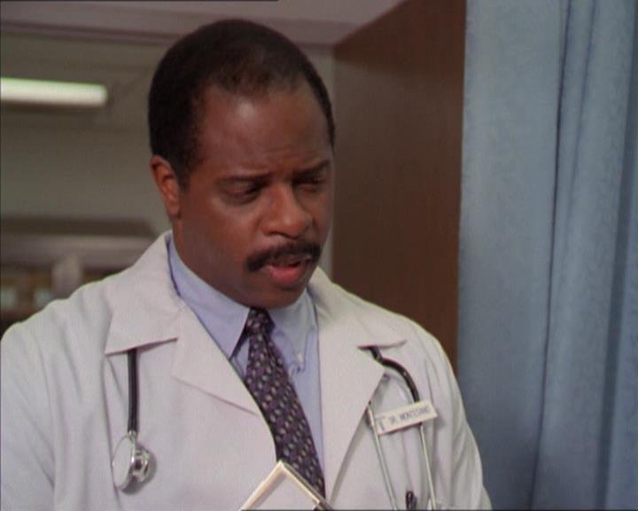 Charmed-Online_dot_net-2x01WitchTrial1399.jpg