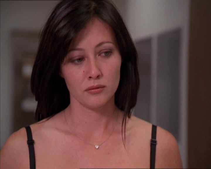 Charmed-Online_dot_net-2x01WitchTrial1455.jpg