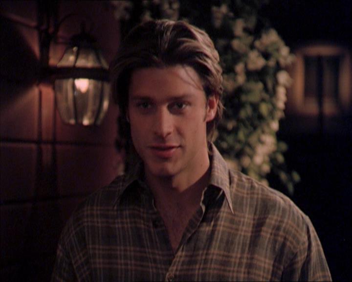 Charmed-Online_dot_net-2x01WitchTrial1583.jpg