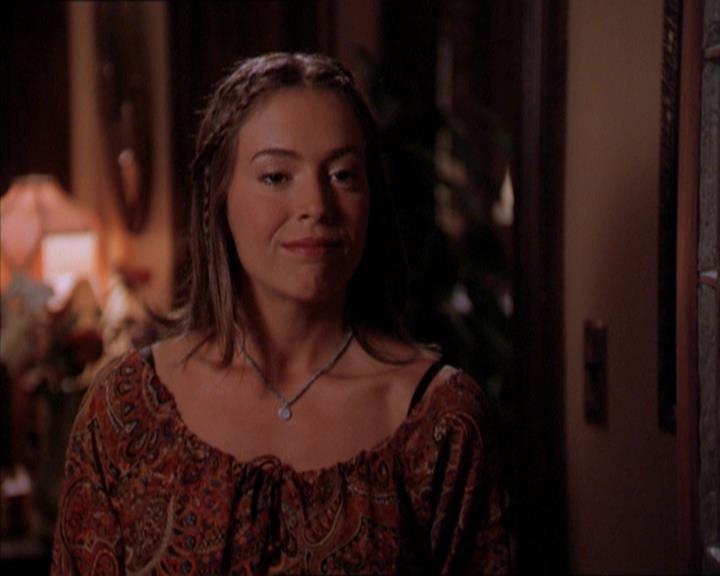 Charmed-Online_dot_net-2x01WitchTrial1633.jpg